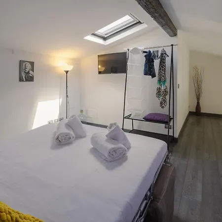 Your Family House In Apartment *